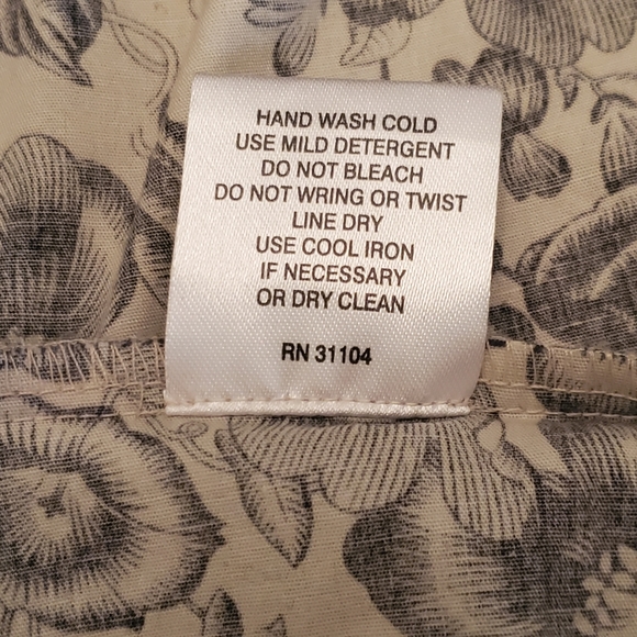 Kim Rogers Spring Dress Black and Tan Floral Size 12P - Picture 9 of 9